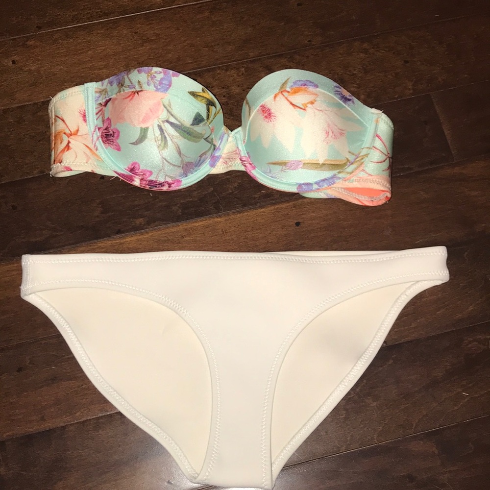 Triangl bikini bottoms only